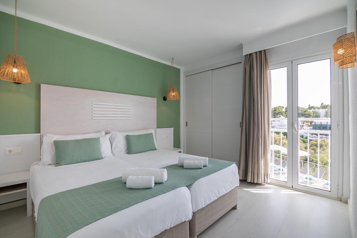 Apartamentos Ferrera Beach กาลาดอร์ ภายนอก รูปภาพ